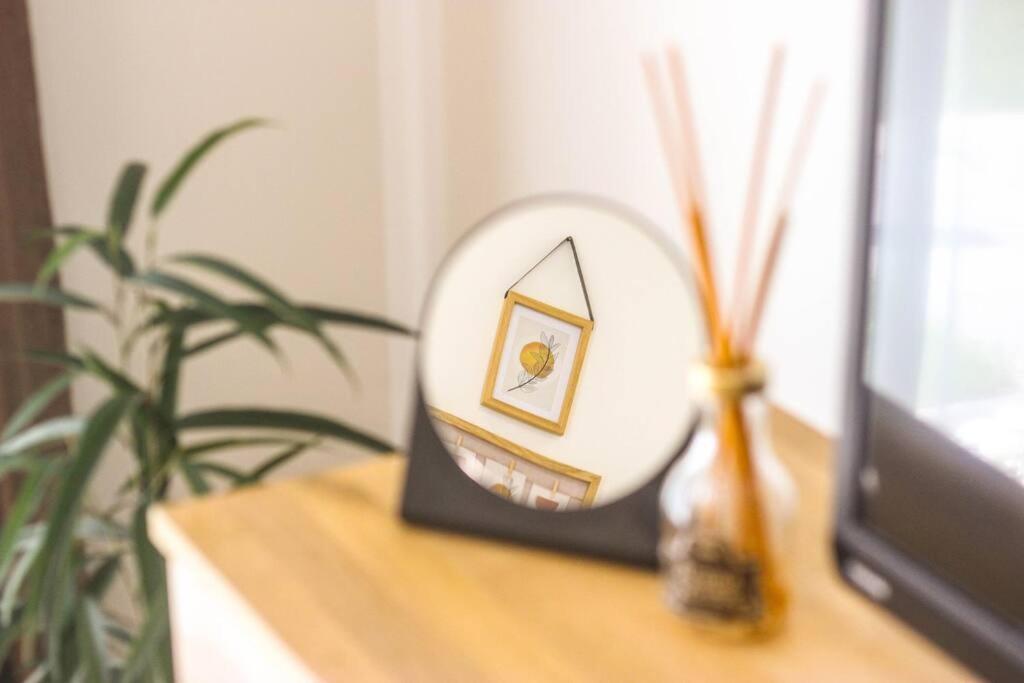 8Ight Apartment Brasov Ngoại thất bức ảnh