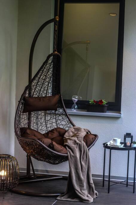 8Ight Apartment Brasov Ngoại thất bức ảnh