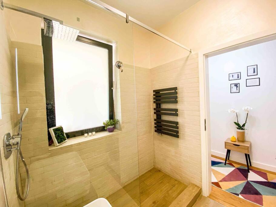 8Ight Apartment Brasov Ngoại thất bức ảnh