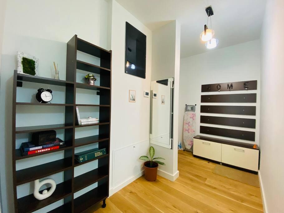 8Ight Apartment Brasov Ngoại thất bức ảnh